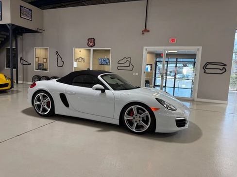 Used 2015 Porsche Boxster S RWD image 50