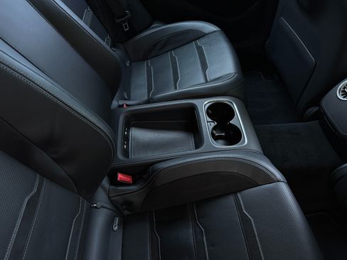 Used 2022 Mercedes-Benz AMG GT 53 image 36