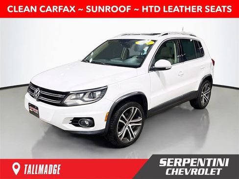 Used 2017 Volkswagen Tiguan SEL AWD/4WD image 1
