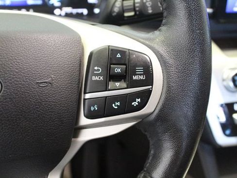Used 2021 Ford Explorer XLT w/ Equipment Group 202A RWD image 15