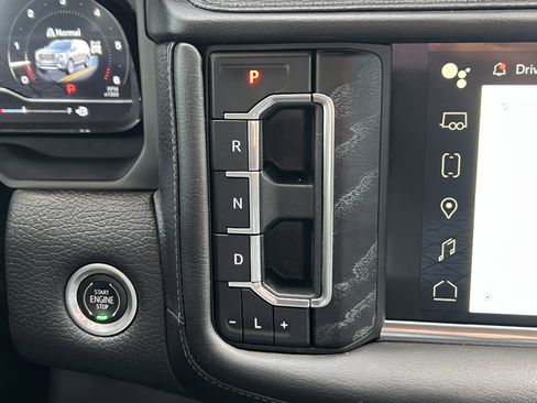 Used 2022 GMC Yukon Denali w/ Max Trailering Package AWD/4WD image 34