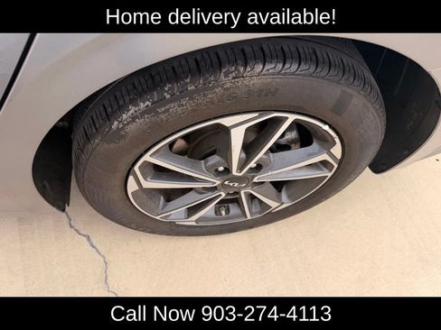 Used 2023 Kia Forte LXS FWD image 10