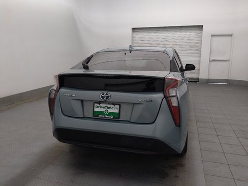 Used 2017 Toyota Prius Three w/ Advanced Technology Package FWD image 7