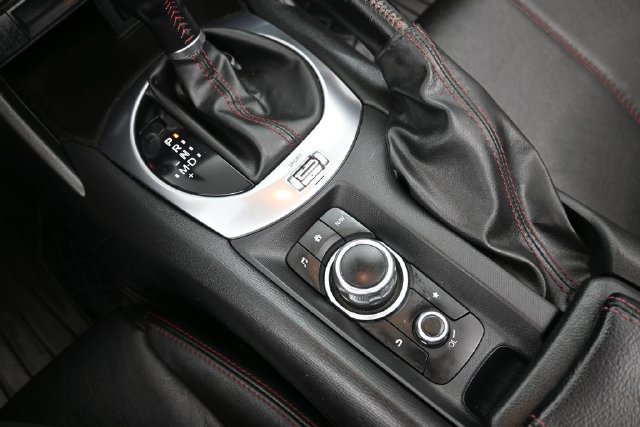 Used 2016 MAZDA MX-5 Miata Grand Touring RWD image 21