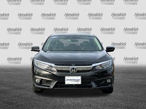 Used 2017 Honda Civic Touring image 10