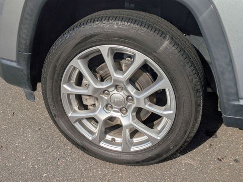 Used 2022 Jeep Compass Latitude image 26