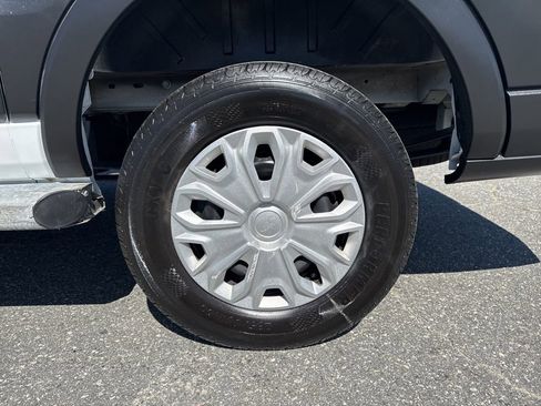 Used 2023 Ford Transit 250 Low Roof w/ Exterior Upgrade Package image 24