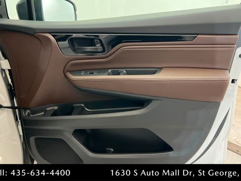 New 2026 Honda Odyssey Touring image 23