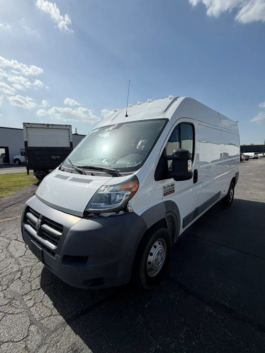 Used 2018 RAM ProMaster 2500 w/ Interior Convenience Group FWD image 7