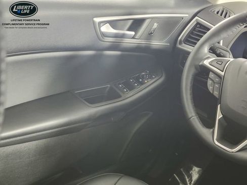 Used 2024 Ford Edge SEL w/ Convenience Package image 33