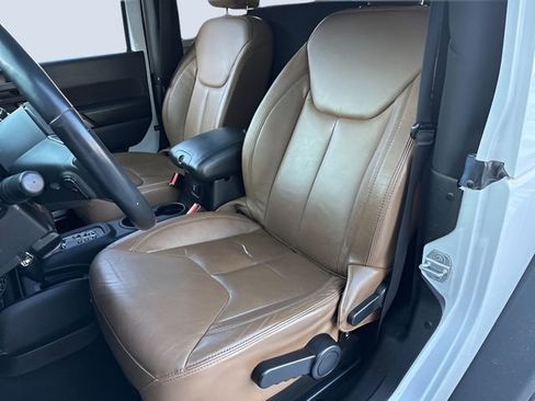Used 2013 Jeep Wrangler Sahara image 22