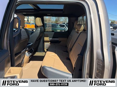 Used 2022 Ford F150 Lariat w/ Equipment Group 502A High image 39