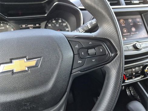 Used 2023 Chevrolet TrailBlazer LT image 30