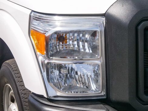 Used 2016 Ford F250 XL RWD image 4