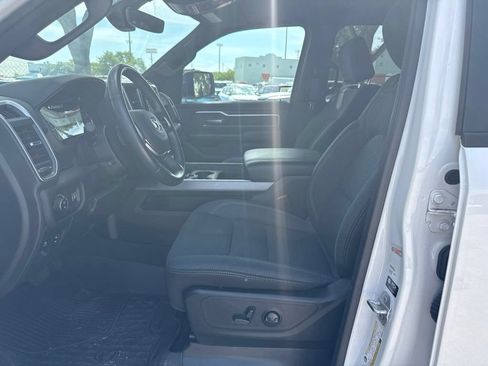 Used 2023 RAM 1500 Big Horn AWD/4WD image 10
