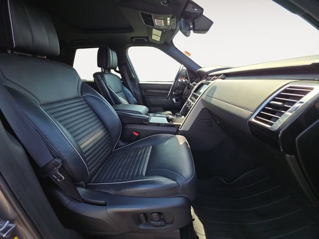 Used 2019 Land Rover Discovery HSE Luxury AWD/4WD image 15