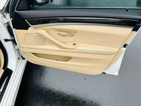 Used 2012 BMW 528i Sedan image 31