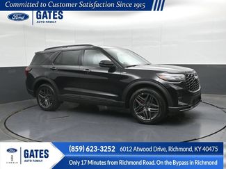 New 2026 Ford Explorer ST-Line w/ ST-Line Street Pack video 1