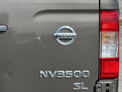 Used 2019 Nissan NV 3500 SL RWD image 47