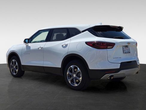 Used 2025 Chevrolet Blazer LT AWD/4WD image 6