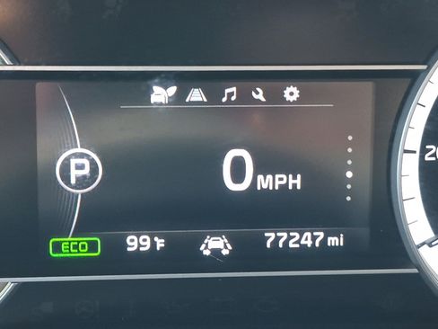 Used 2019 Kia Niro EX FWD image 19