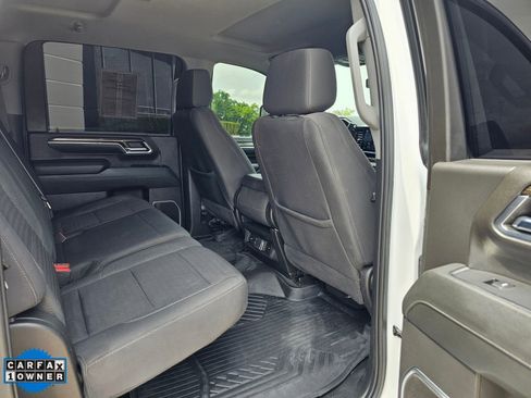 Used 2024 Chevrolet Silverado 2500 LT AWD/4WD image 33