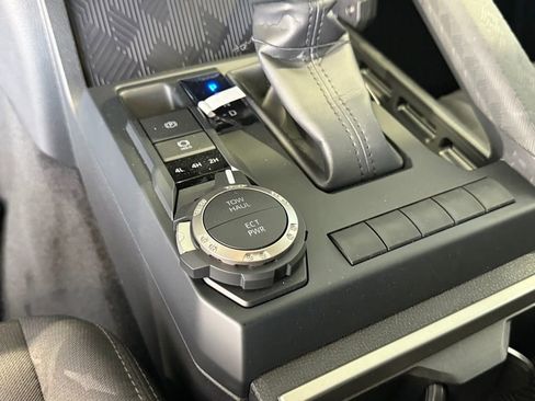 New 2025 Toyota Tacoma SR5 image 23