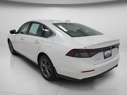 Used 2024 Honda Accord EX image 5