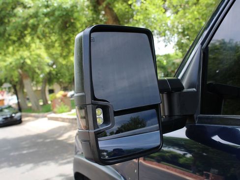 Used 2005 GMC Sierra 2500 SLE w/ Heavy-Duty Power Package AWD/4WD image 50