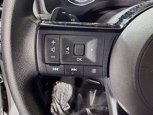 Used 2023 Nissan Rogue SV FWD image 14