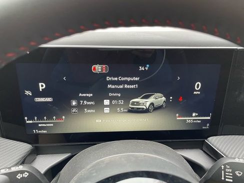 New 2026 Nissan Kicks SR w/ Cold Weather Package FWD image 14