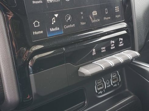 Certified 2023 RAM 1500 Big Horn AWD/4WD image 19