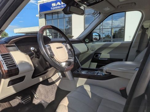 Used 2016 Land Rover Range Rover Supercharged image 16