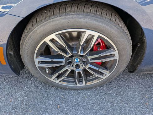 New 2026 BMW 550e xDrive w/ Premium Package AWD/4WD image 74