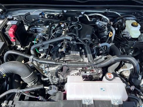 New 2026 Toyota Tacoma SR AWD/4WD image 27