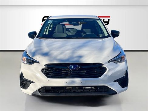 Used 2024 Subaru Impreza 2.0i image 2