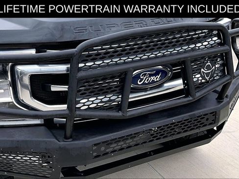 Used 2022 Ford F250 Platinum w/ FX4 Off-Road Package image 38