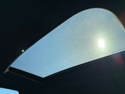 Used 2024 Chevrolet Silverado 3500 High Country w/ High Country Premium Package image 12