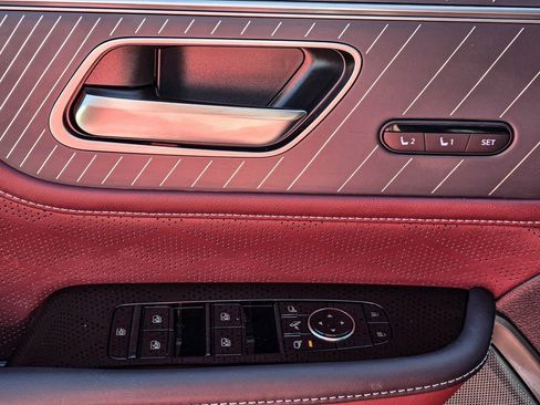 Used 2025 INFINITI QX80 Autograph image 13