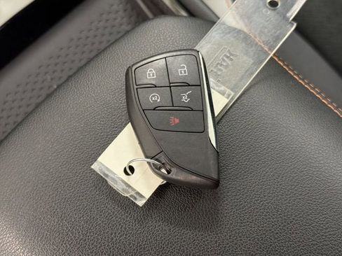 Certified 2025 Chevrolet Blazer EV SS image 30