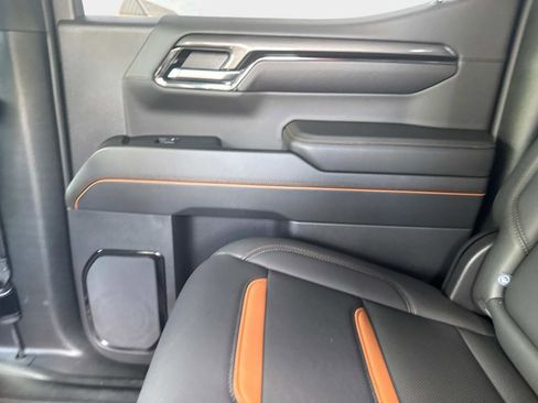 Used 2024 GMC Sierra 1500 AT4 w/ Technology Package image 14