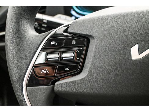 New 2026 Kia Niro LX FWD image 20