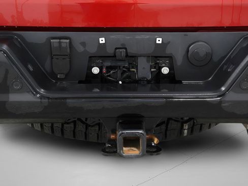 Used 2025 GMC Sierra 2500 AT4X AWD/4WD image 38