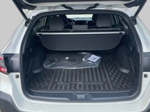 Used 2024 Subaru Outback Premium AWD/4WD image 20