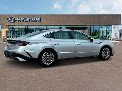 New 2025 Hyundai Sonata SEL image 8