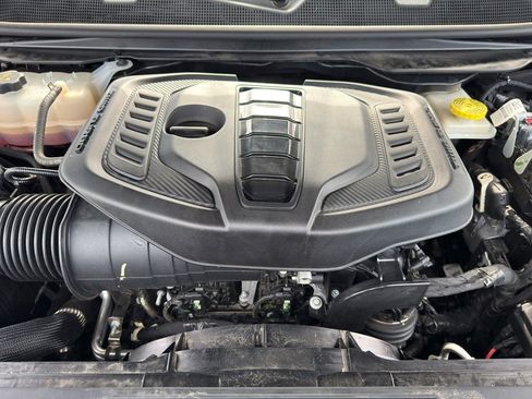 Used 2024 Jeep Wagoneer Series III image 36