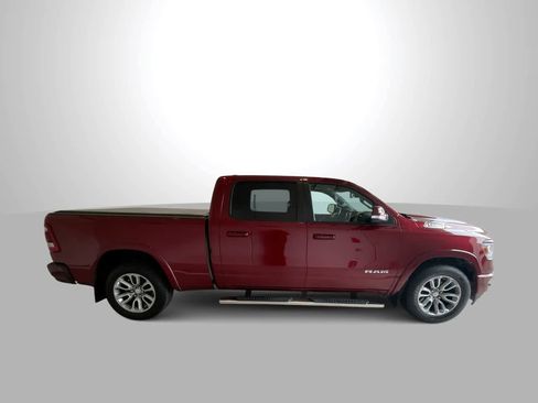 Used 2019 RAM 1500 Laramie w/ Sport Appearance Package AWD/4WD image 9