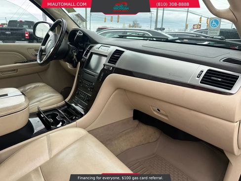 Used 2008 Cadillac Escalade AWD image 20
