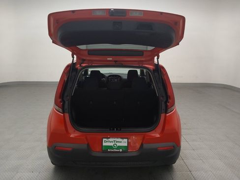 Used 2020 Kia Soul S FWD image 29