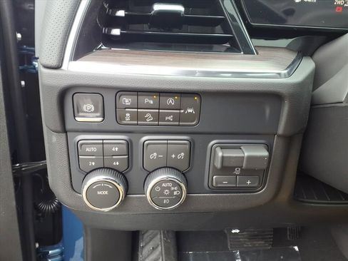 New 2026 Chevrolet Tahoe Premier w/ Sun And Tow Package image 25